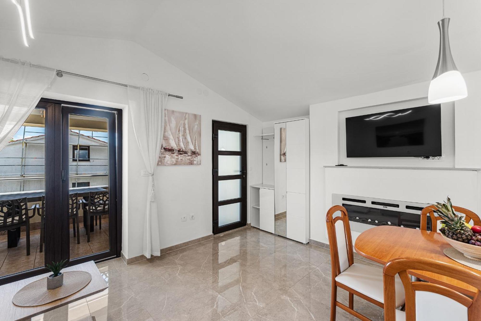 App Sandro With Common Pool Porec Room photo